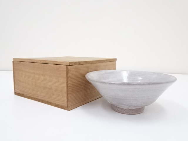 JAPANESE TEA CEREMONY HAGI GLAZE TEA BOWL / CHAWAN 
